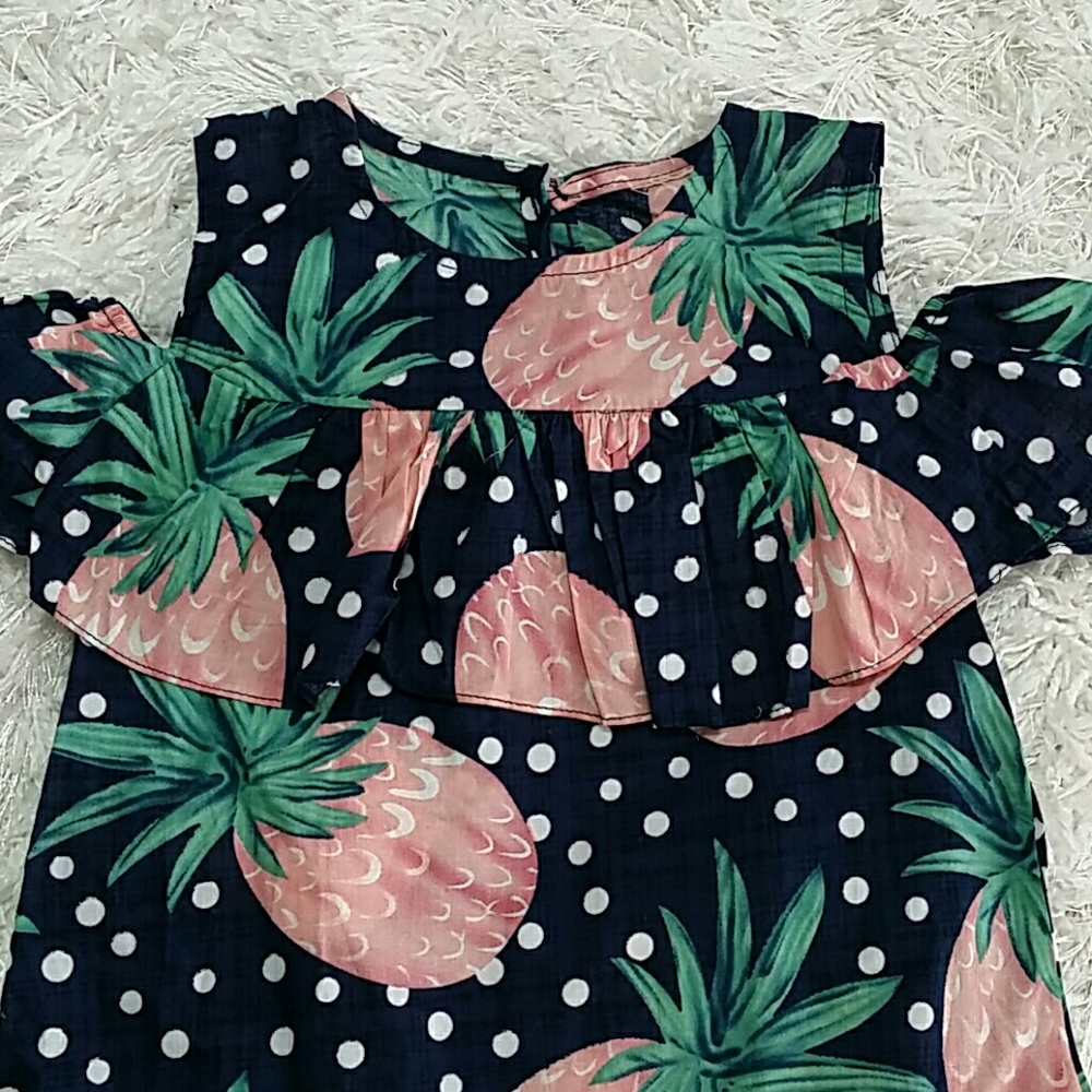 🎉HOST PICK🎉Blue Pineapple Cold Shoulder Shirt. - Picture 3 of 5