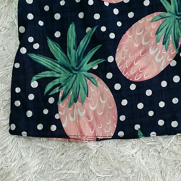 ๐HOST PICK๐Blue Pineapple Cold Shoulder Shirt. - Picture 4 of 5