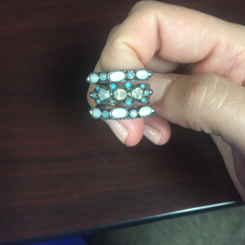 Gorgeous blue Sorrelli ring