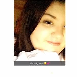 Meet your Posher, Kenzie