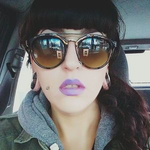 Meet your Posher, Courtney