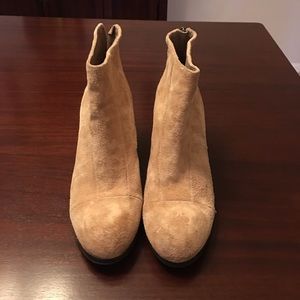 Vince Camuto Graysen boot with stacked heel