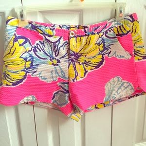 Lilly Pulitzer - Adie Short - Swept by the tide