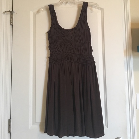 BCBGMAXAZRIA Brown sleeveless cocktail dress - Picture 3 of 3