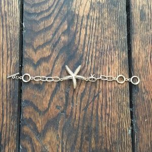 Gold starfish bracelet ⭐️🌊