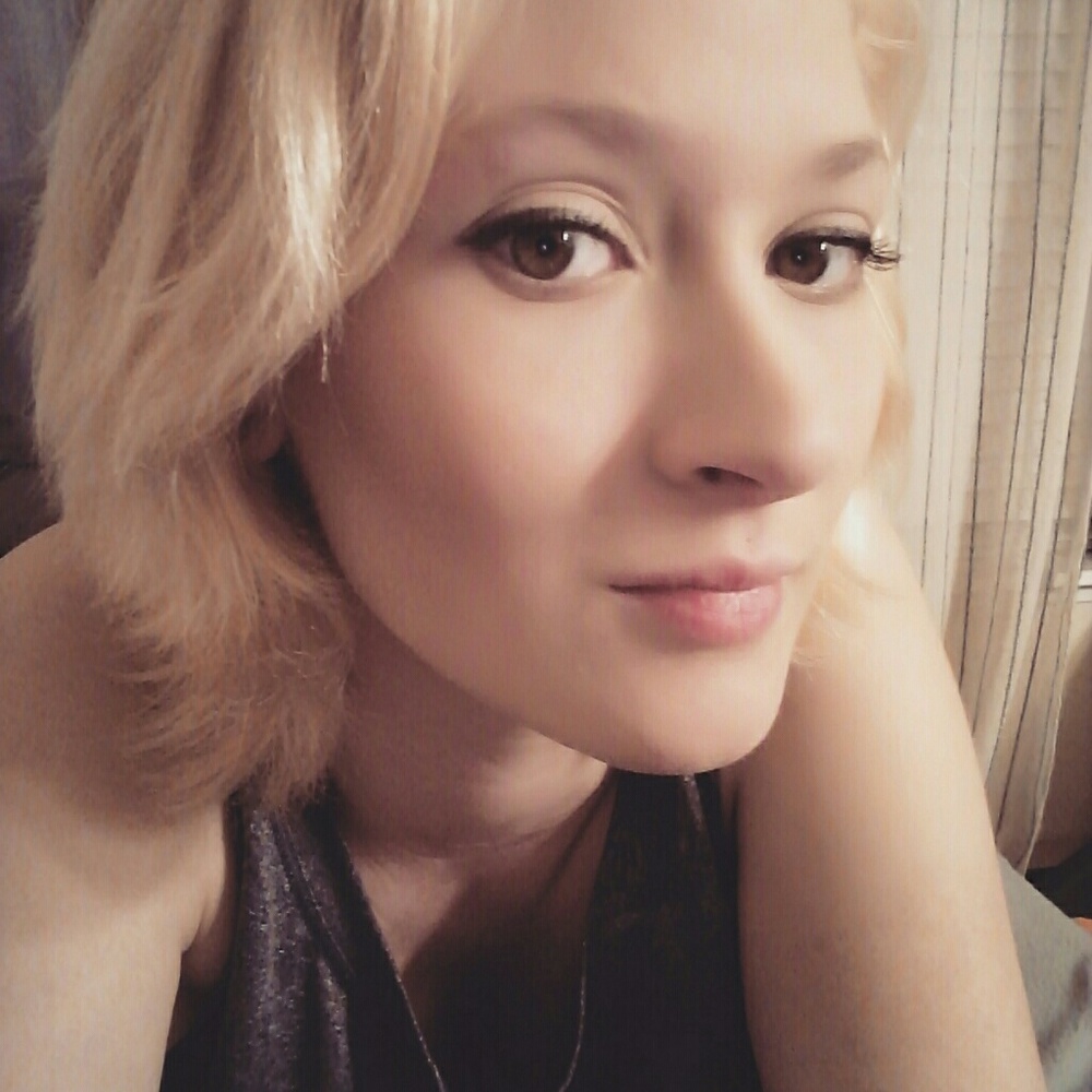 Meet your Posher, Britni