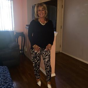 Meet your Posher, Joan