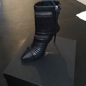 Giuseppe Zanotti quilted moto booties