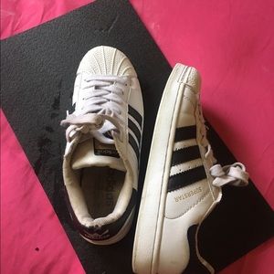 Adidas superstar