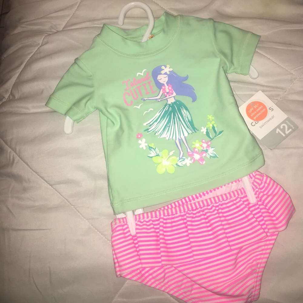 Carter's swimsuit shirt w/ bottom