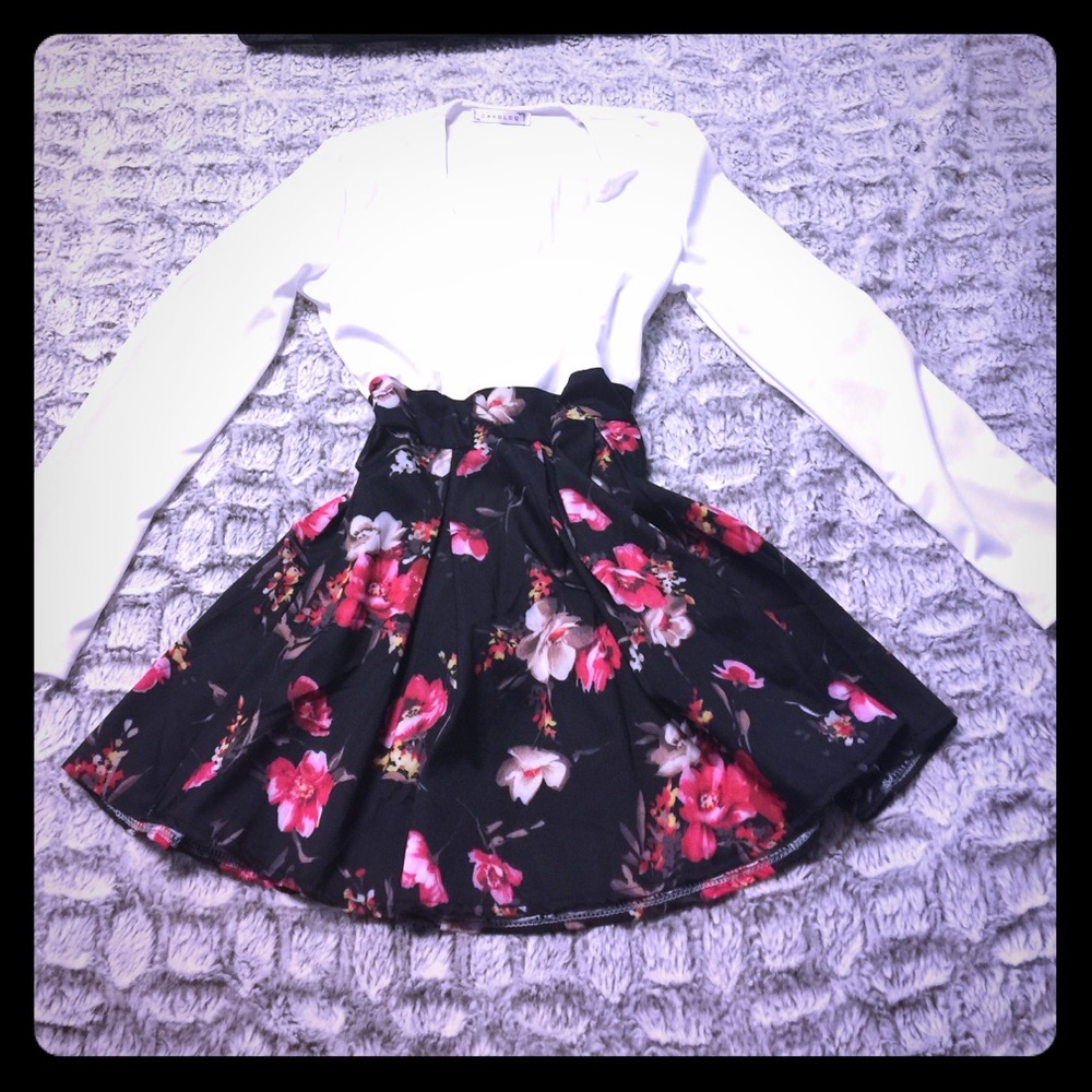 ⚫️Beautiful flowery dress ⚫️