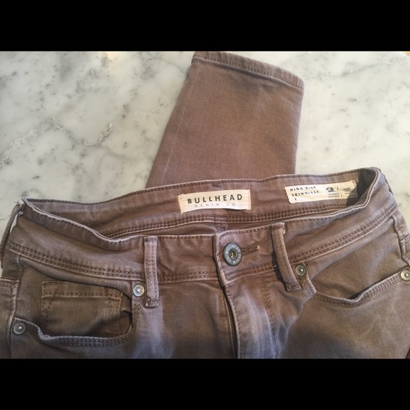 Bullhead high rise skinniest jeans - Picture 2 of 3