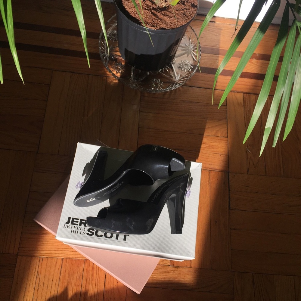 Jeremy Scott Melissa Inflatable Pumps Heels Barbie