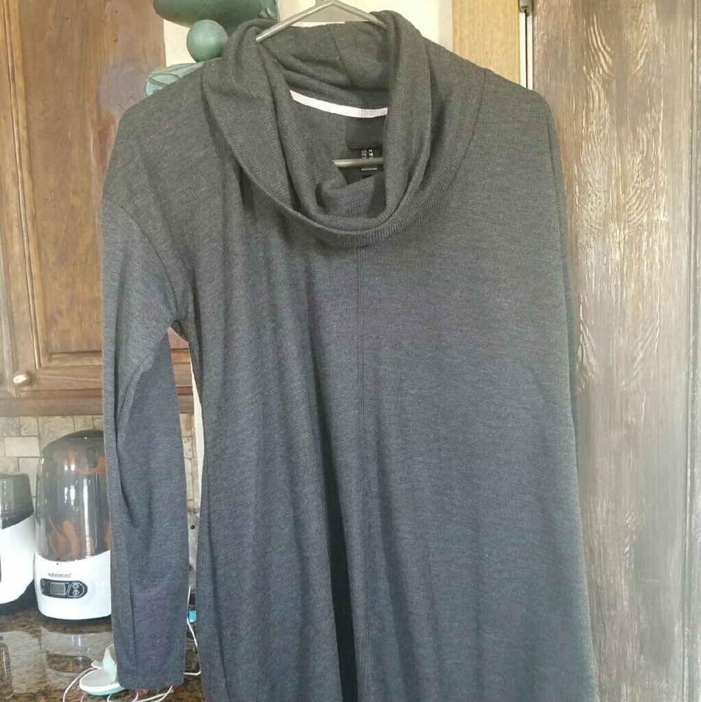 Motherhood maternity gray sweater