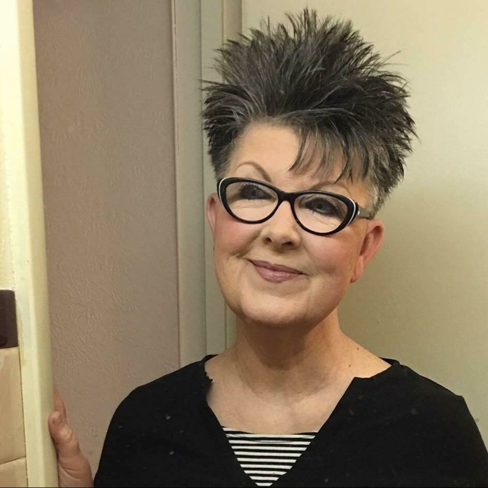 Meet your Posher, Gayle