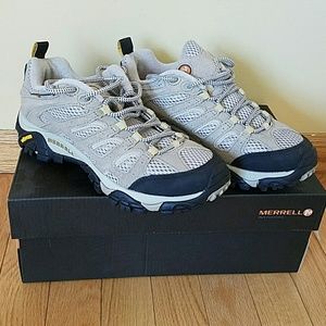 Merrell hiking shoes 6.5