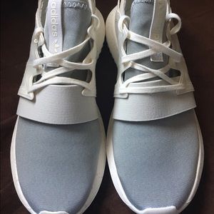 Adidas Tubular Viral