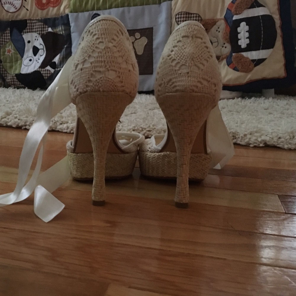 Colin Stuart heels from Victoria secret, - Picture 5 of 5