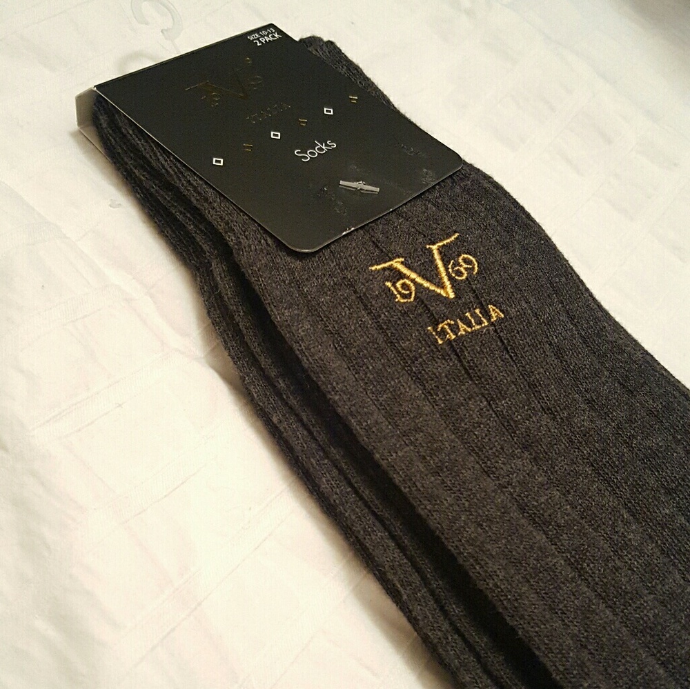 🚫SOLD ON M E R C A R I 🚫V 19.69 Italia Socks - Picture 2 of 3