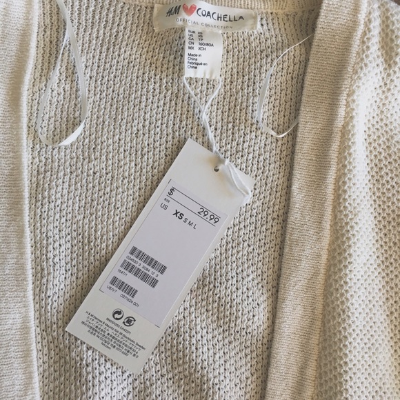 H&M Coachella sold out Fringe Kimono Sweater NWT - Picture 2 of 3