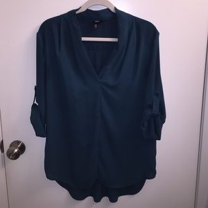 Flowing 3/4 sleeve blouse.