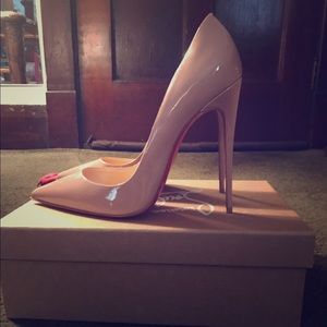 So Kate Louboutins