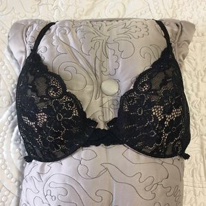 🆕 Victoria's Secret Angels Demi Lace Bra