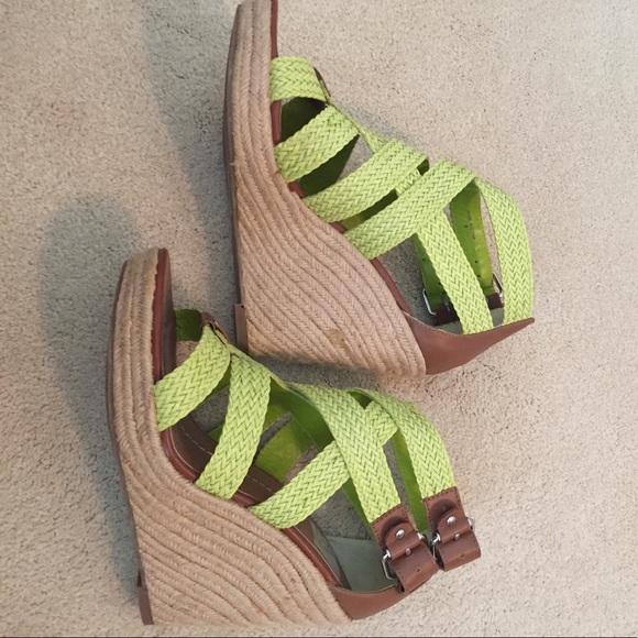 Dolce Vita summer wedges! - Picture 2 of 4