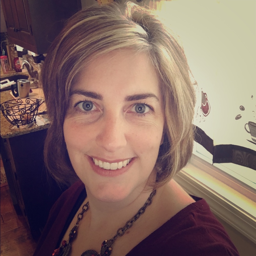 Meet your Posher, Laura