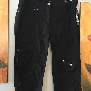 Brand-new black capris