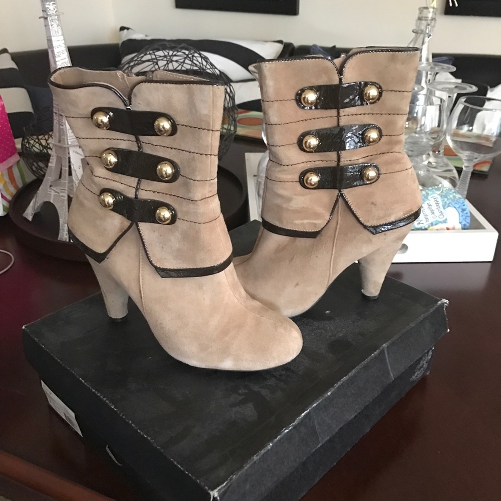 short military style booties with gold details