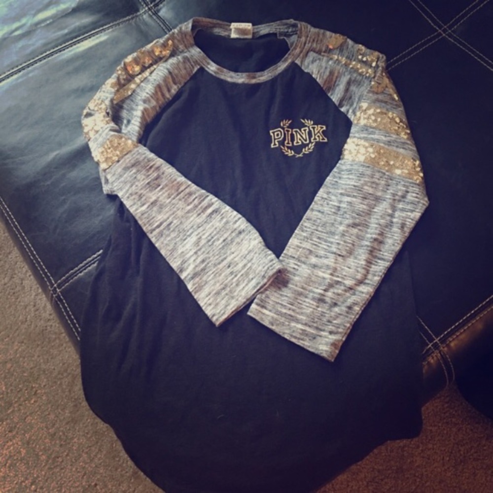 💗VS PINK sequin shirt