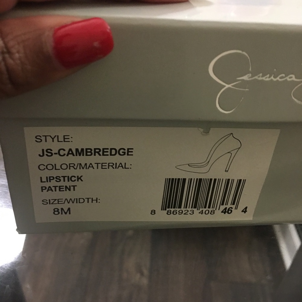 Beautiful red pumps ... ❤️❤️