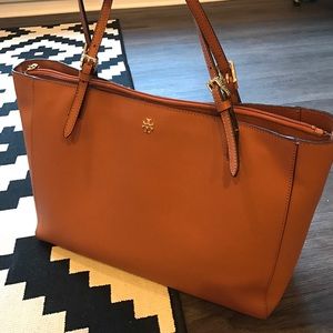 Tory Burch York Buckle Tote (Large)