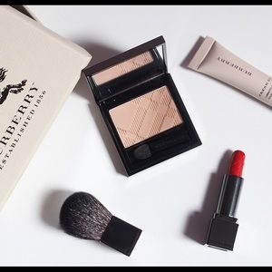 BRAND NEW Burberry Beauty Set
