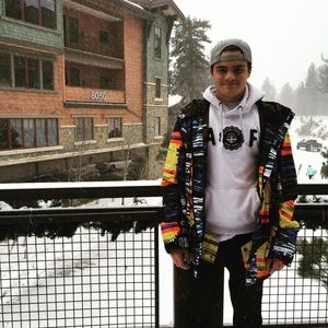 Meet your Posher, Carl