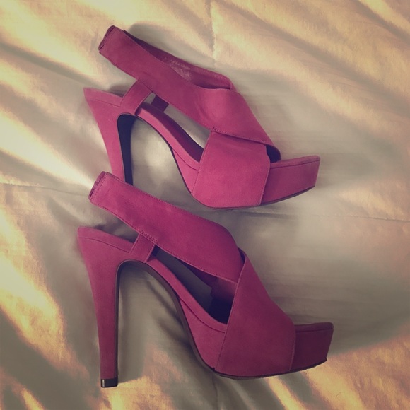 DVF Zia cross cross suede pump