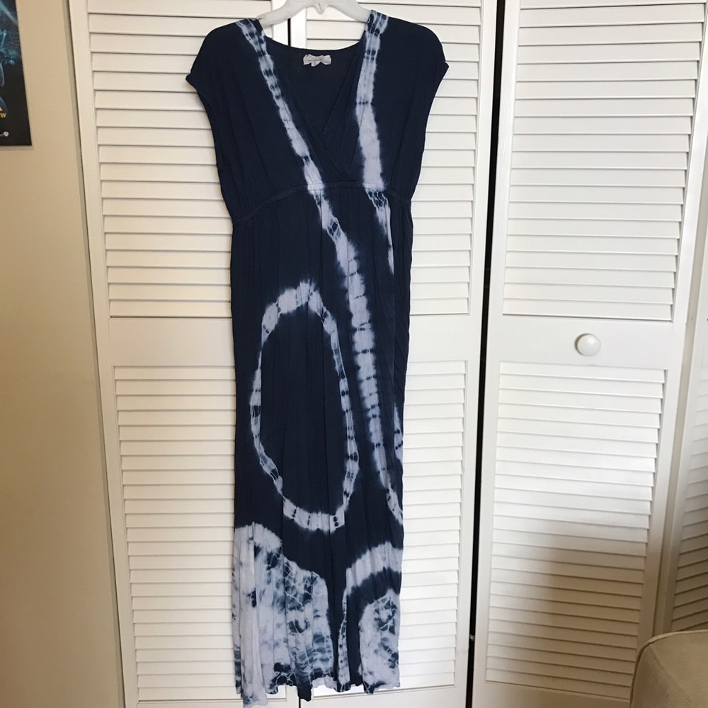 Blue & White Tie Dyed V-Neck Maxi Dress