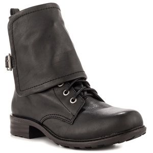 Jessica Simpson cute black boots