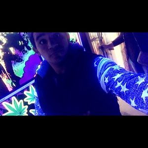 Meet your Posher, Candon