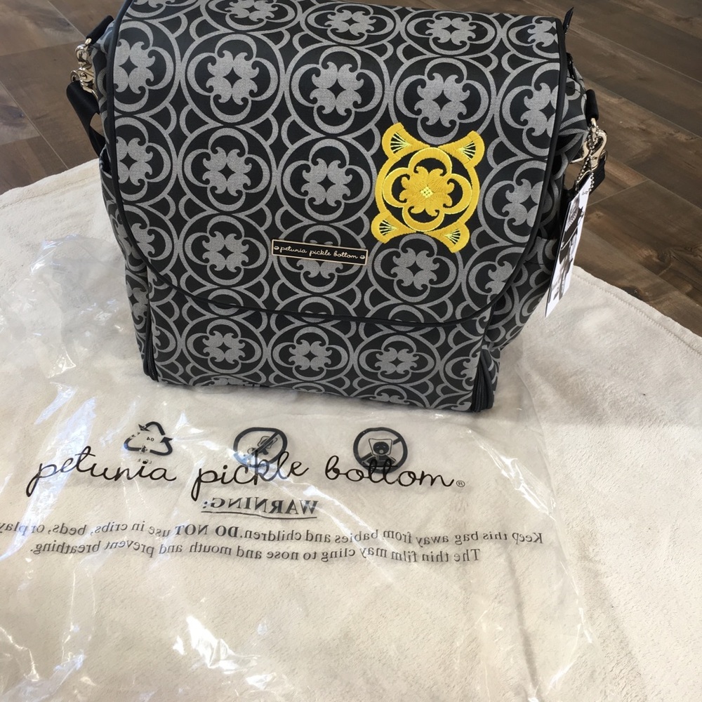 Brand New Petunia Pickle Bottom Diaper Bag