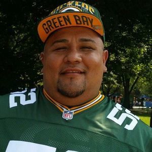 Meet your Posher, Sam