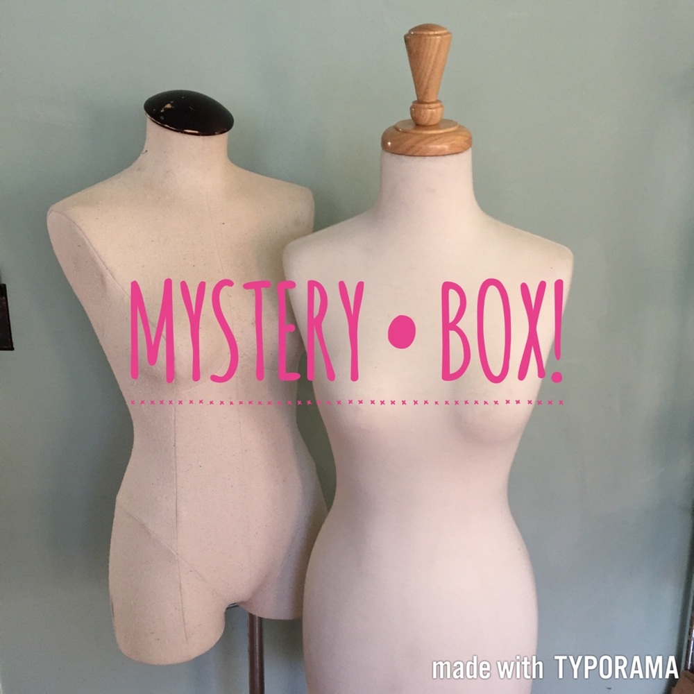 Only $12!! Mystery Box of Tops! 📦 size L 12/14