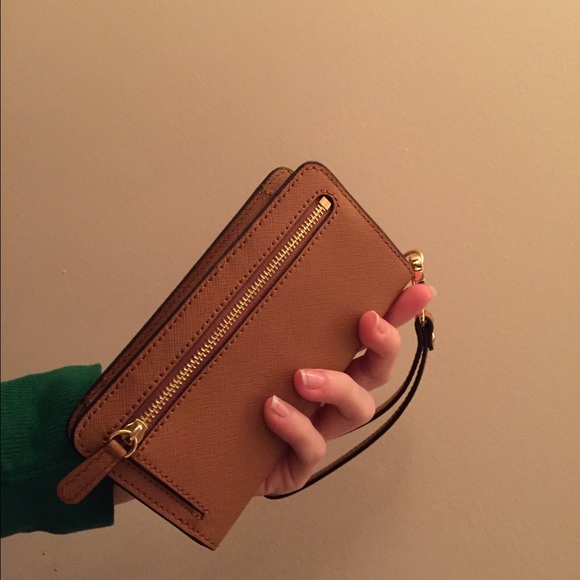 Tech Wallet - Picture 3 of 3