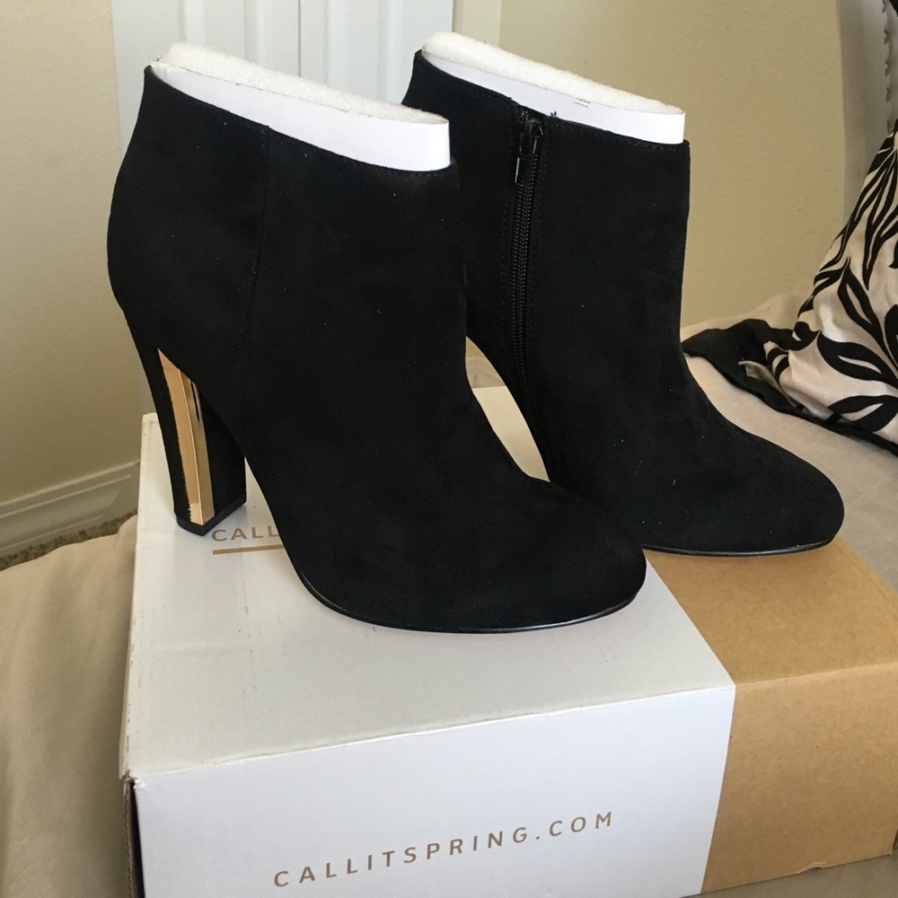 🔥Suede Booties🔥