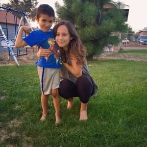 Meet your Posher, Rayna