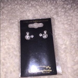 Disney World mickey mouse earrings