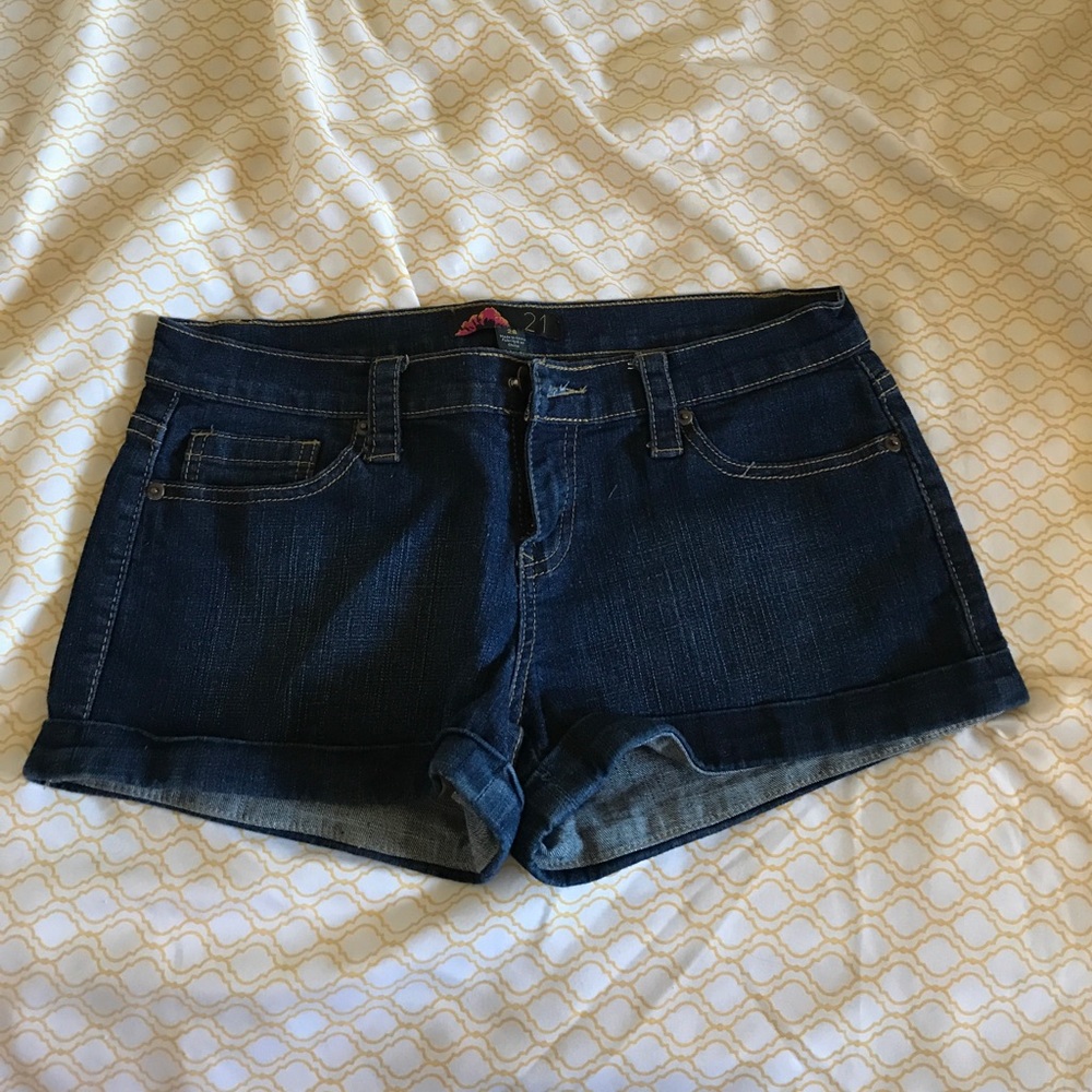 Cuffed Jean shorts