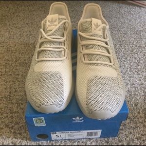 Adidas tubular shadows