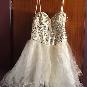 Homecoming/prom dress ❤